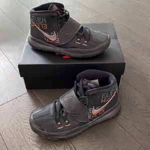 Nike Kyrie 6 Shoes “Shot Clock” boys sz 2